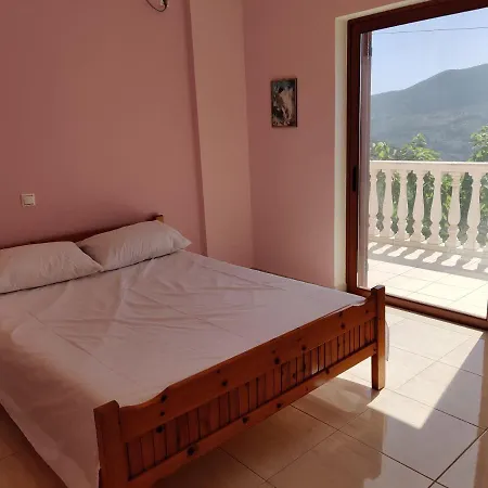 Inn Traditional House In Lefkada Fternon