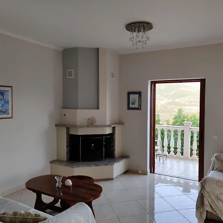 Traditional House In Lefkada *